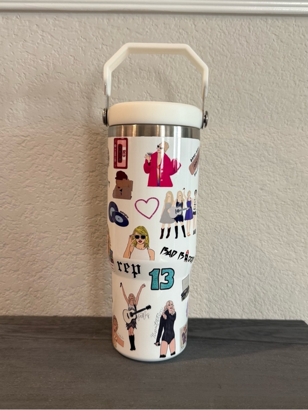 Taylor Swift Limited Edition Tumbler Cup Swifties 32 oz Flip Top Handle